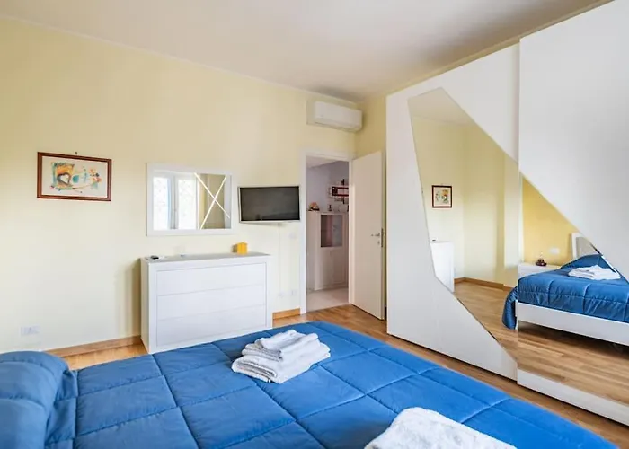New And Beautiful House In The Heart Of * Rom